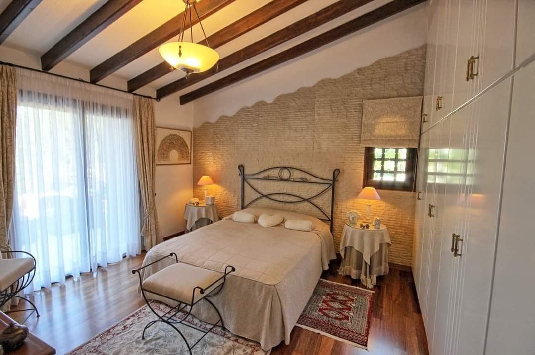 3 Bed, 3 Bath, HouseFor Sale, Kamares, Paphos