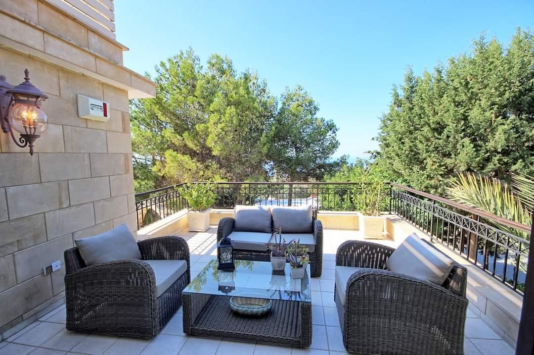 3 Bed, 3 Bath, HouseFor Sale, Kamares, Paphos