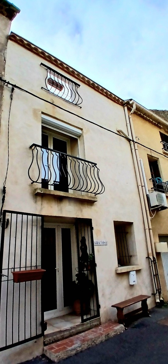 3 Bed, 1 Bath, HouseFor Sale, Abeilhan, Herault, Languedoc-Roussillon, 34290