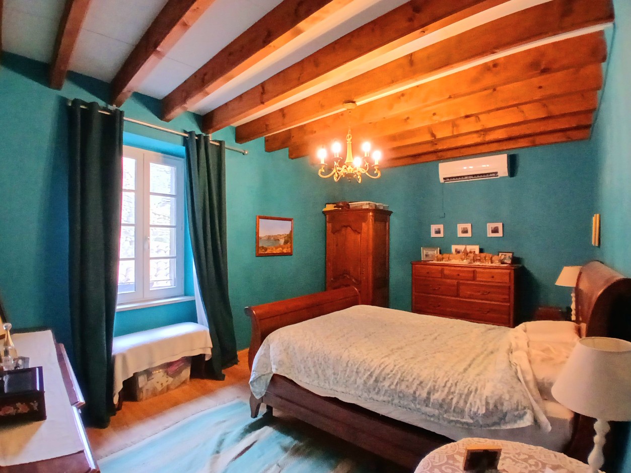 5 Bed, 3 Bath, HouseFor Sale, Caunes Minervois, Aude, Languedoc-Roussillon, 11160