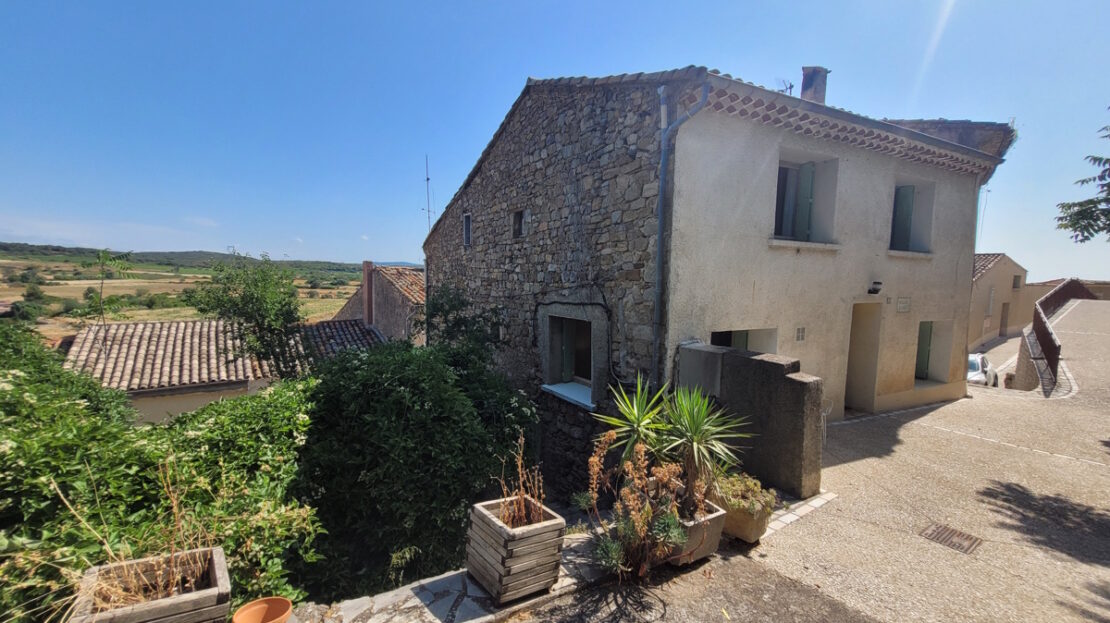 5 Bed, 2 Bath, HouseFor Sale, Laurens, Herault, Languedoc-Roussillon, 34480
