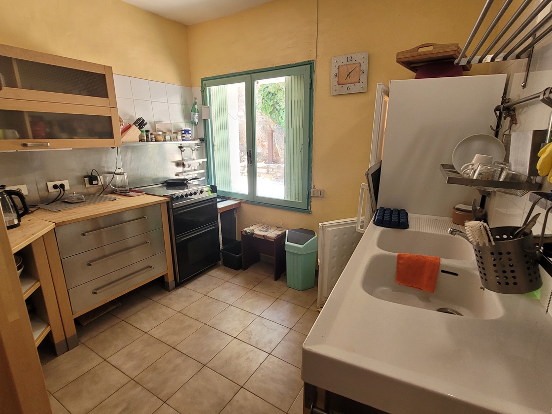 5 Bed, 2 Bath, HouseFor Sale, Laurens, Herault, Languedoc-Roussillon, 34480