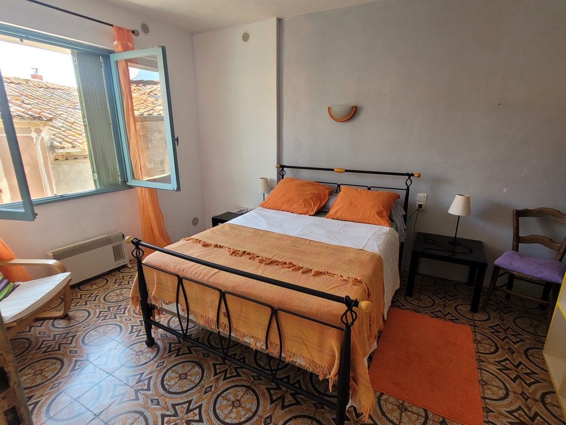 5 Bed, 2 Bath, HouseFor Sale, Laurens, Herault, Languedoc-Roussillon, 34480