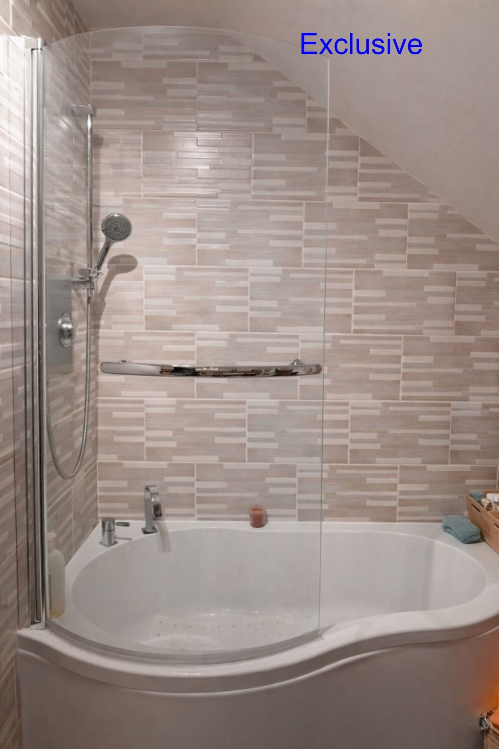 4 Bed, 2 Bath, HouseFor Sale, Lignieres Orgeres, Pays-de-la-Loire, 53140