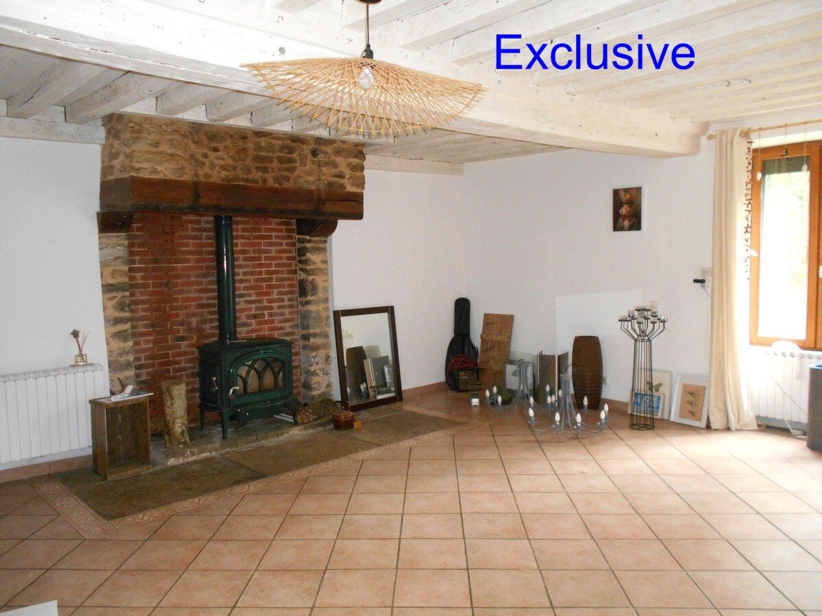 4 Bed, 2 Bath, HouseFor Sale, Lignieres Orgeres, Pays-de-la-Loire, 53140