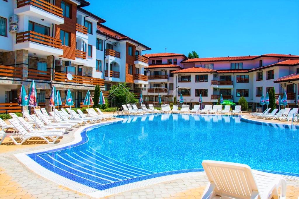 1 Bath, ApartmentFor Sale, Gardenia Hills, Sunny Beach