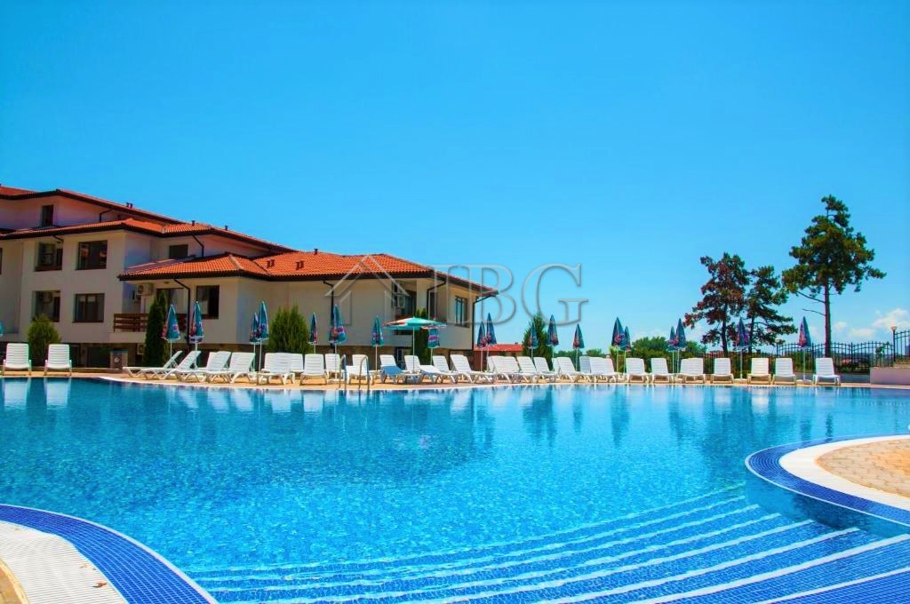 1 Bath, ApartmentFor Sale, Gardenia Hills, Sunny Beach