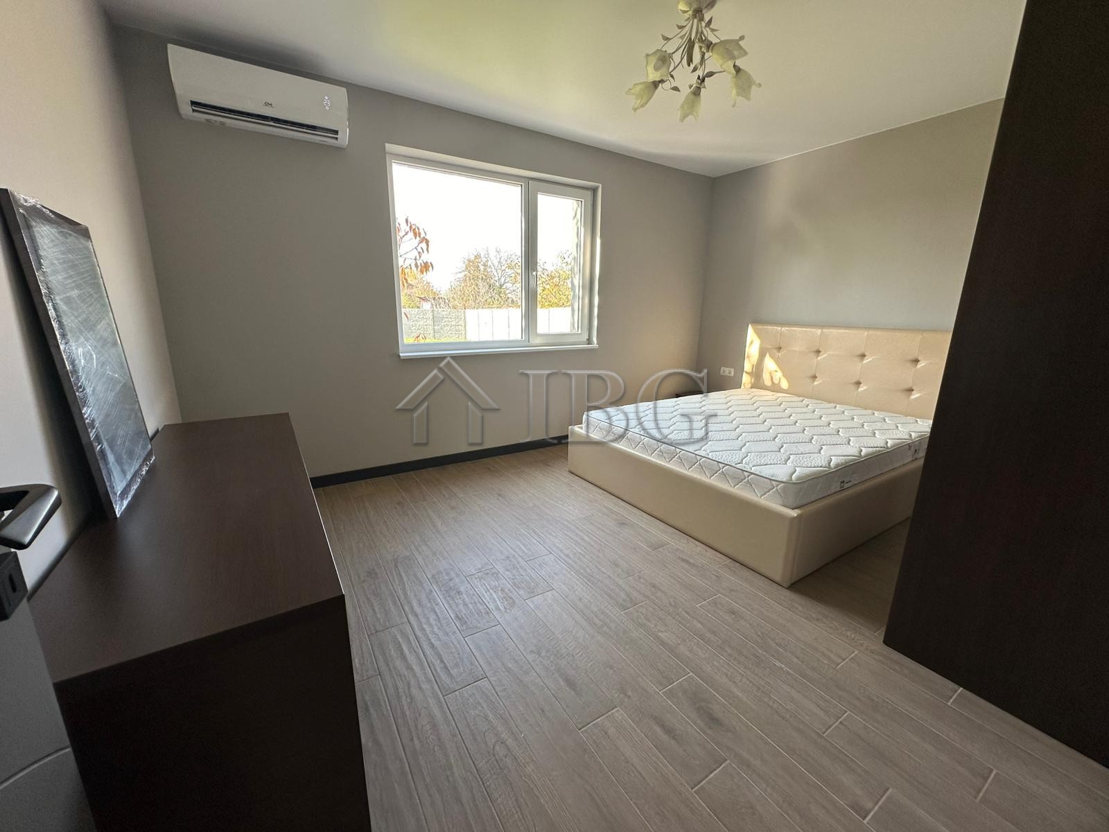 1 Bath, HouseFor Sale, Gyulyovtsa