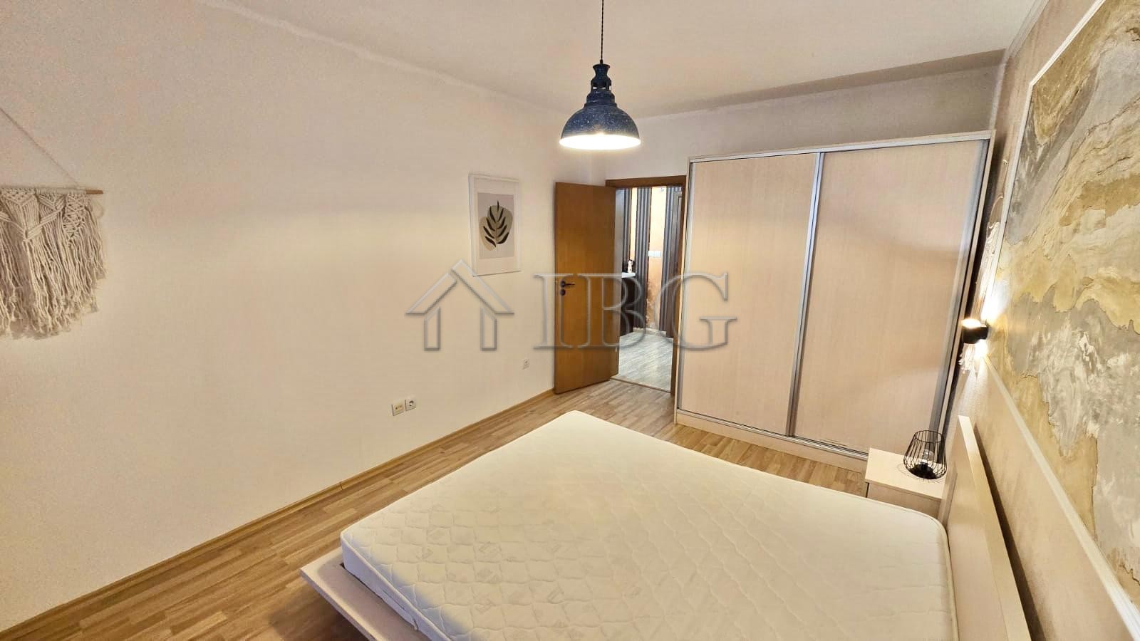 1 Bath, ApartmentFor Sale, complex Top, St. Vlas