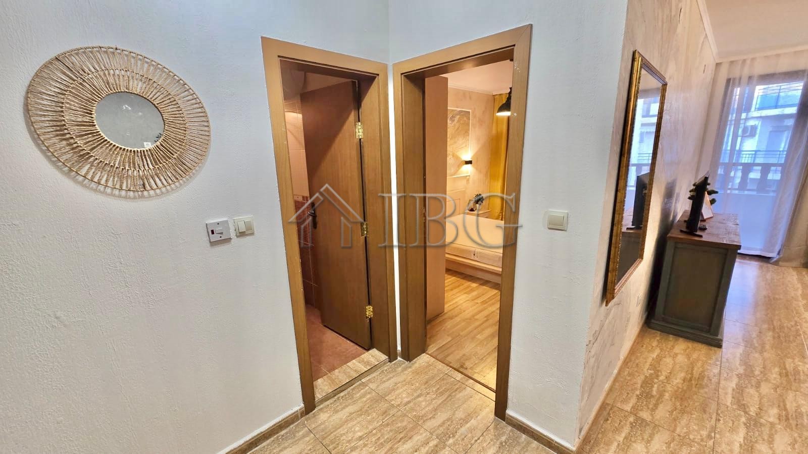 1 Bath, ApartmentFor Sale, complex Top, St. Vlas