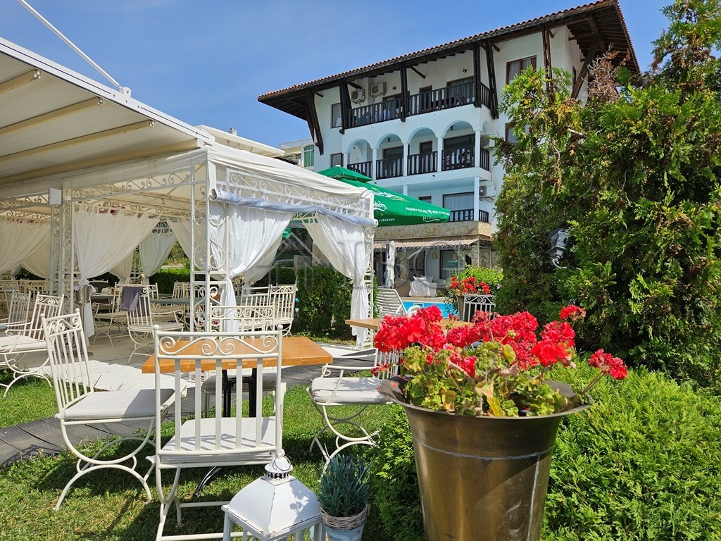 1 Bath, ApartmentFor Sale, complex Top, St. Vlas