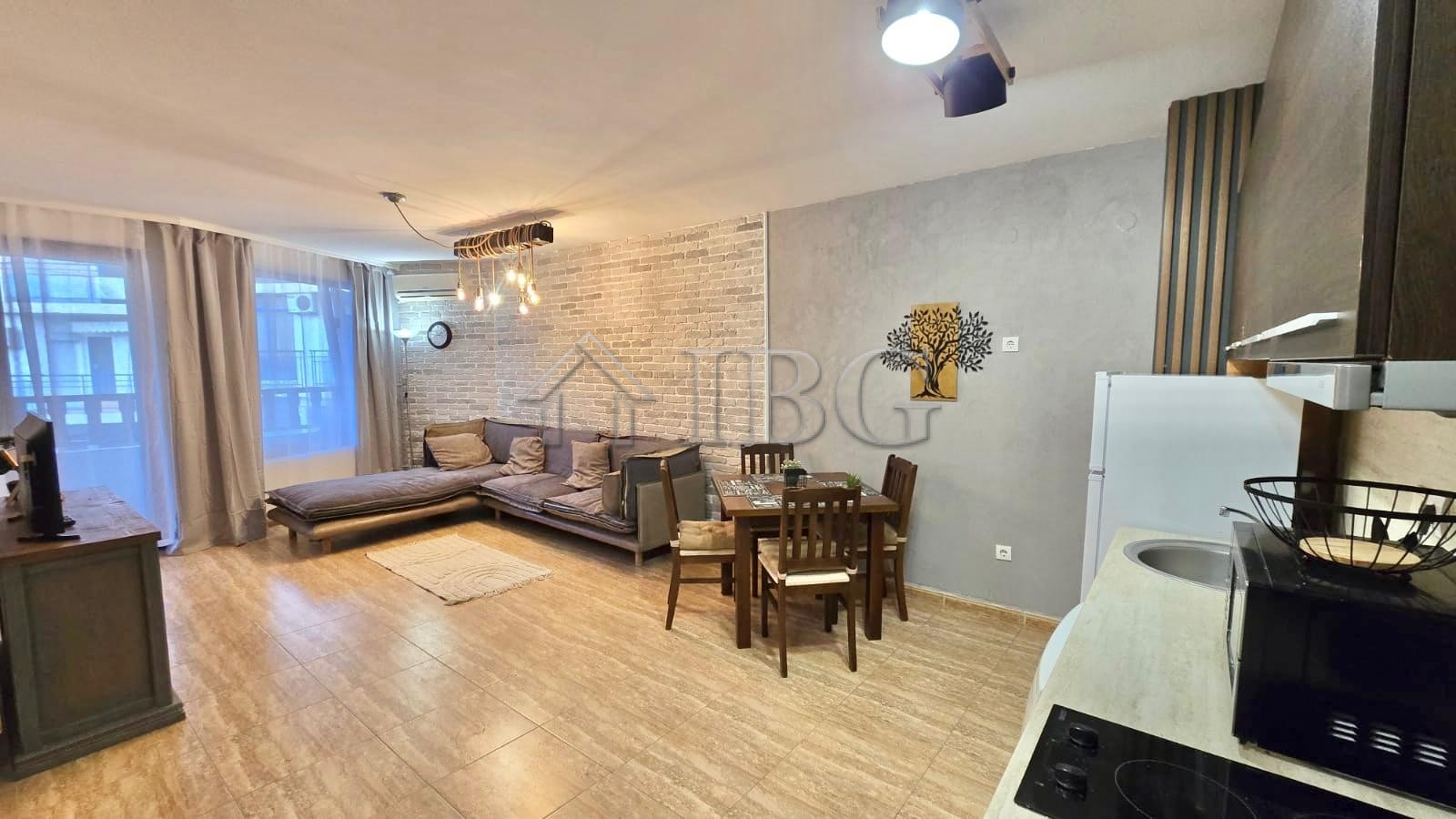 1 Bath, ApartmentFor Sale, complex Top, St. Vlas