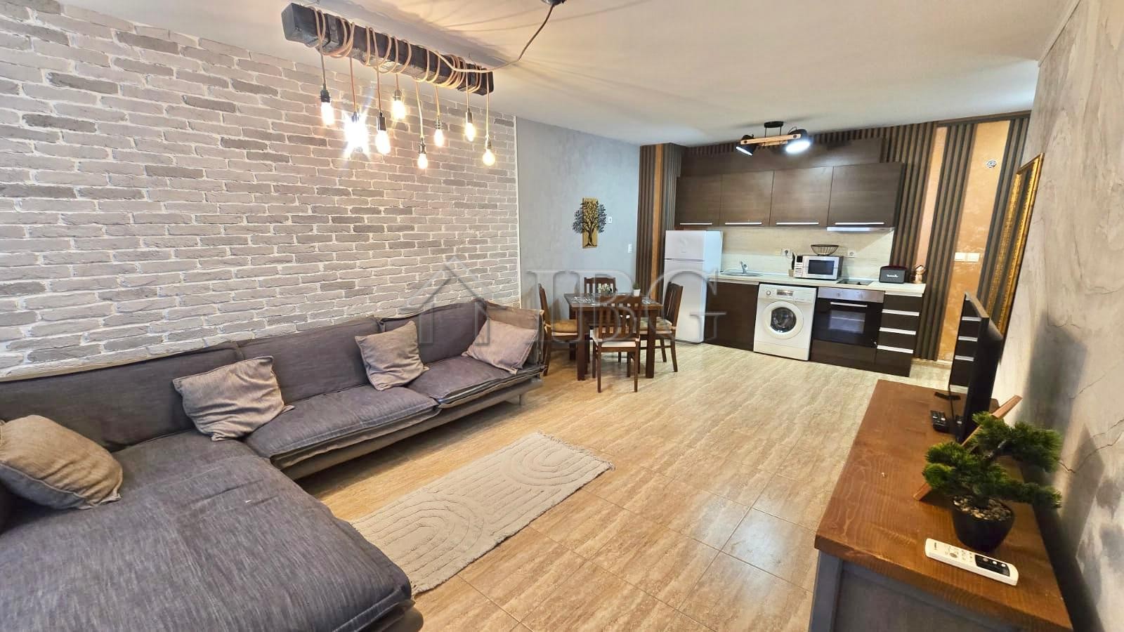 1 Bath, ApartmentFor Sale, complex Top, St. Vlas