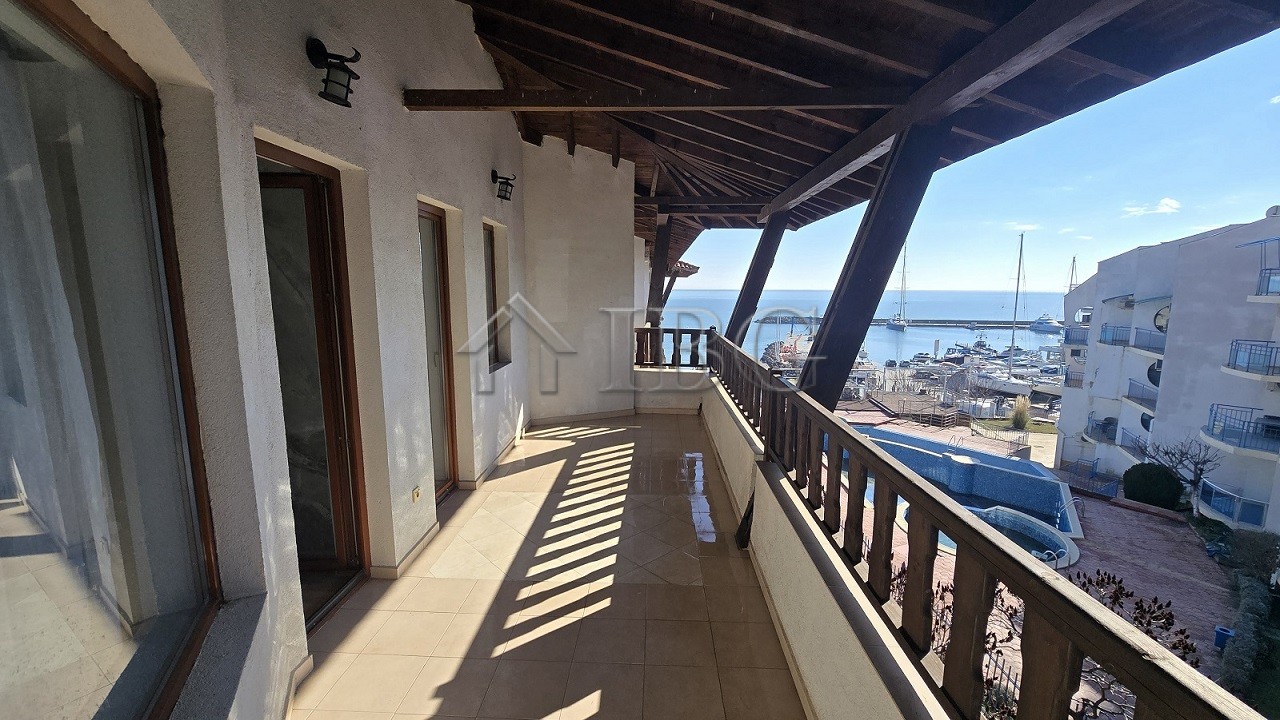 1 Bath, ApartmentFor Sale, complex Top, St. Vlas