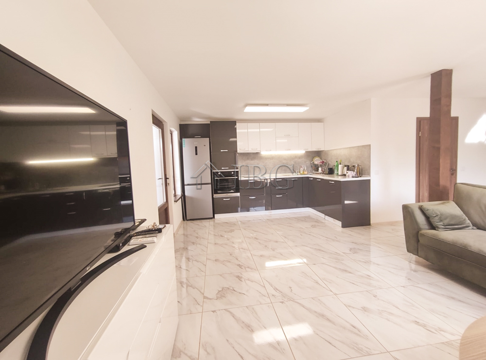 2 Bath, HouseFor Sale