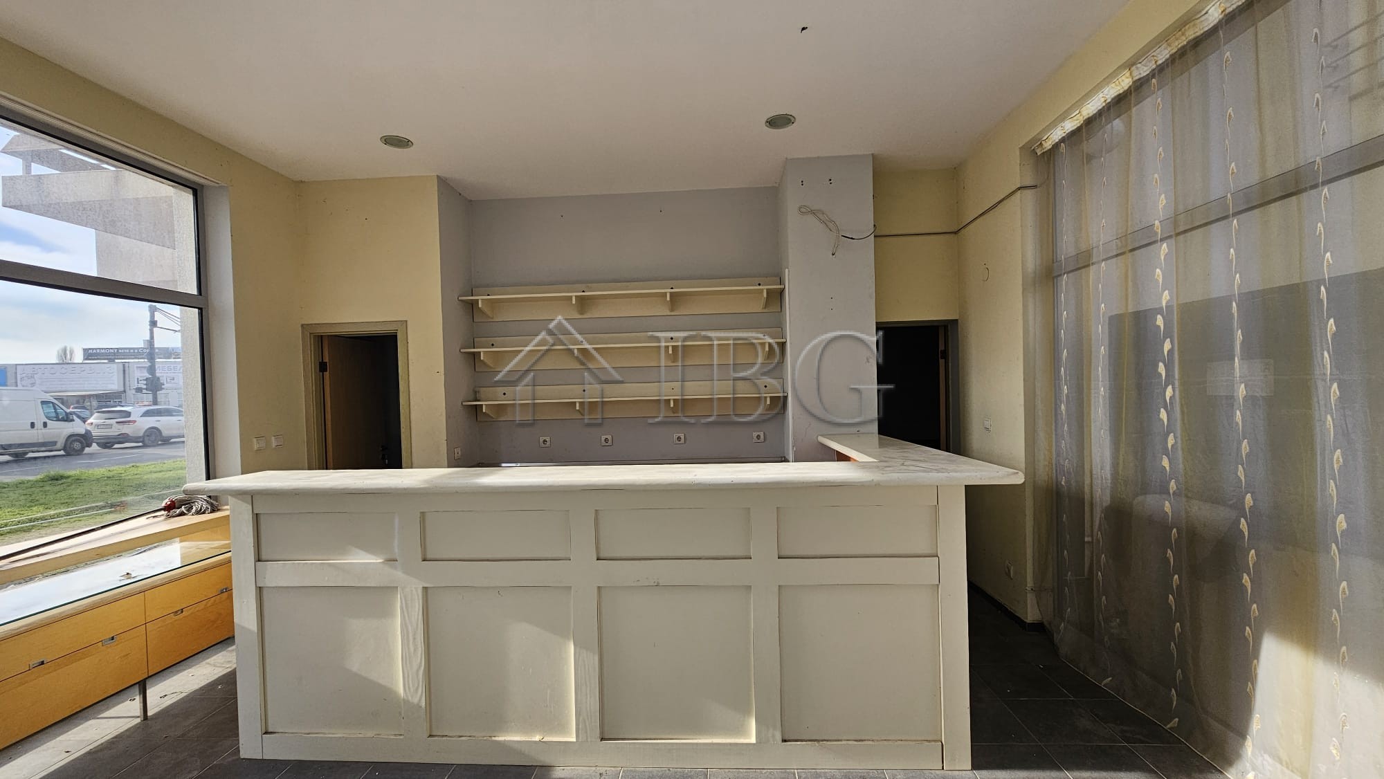 Commercial Property, For Sale