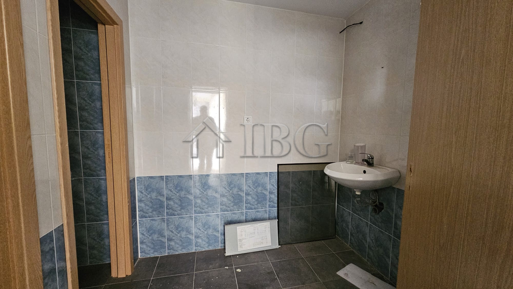 Commercial Property, For Sale