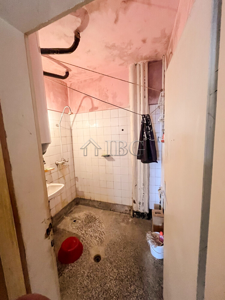 1 Bath, ApartmentFor Sale, ulitsa 