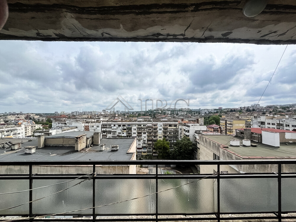 1 Bath, ApartmentFor Sale, ulitsa 