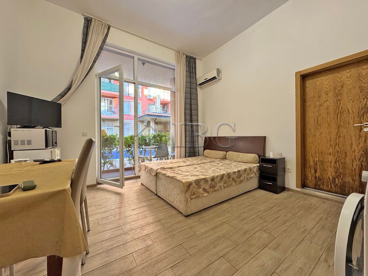 1 Bath, ApartmentFor Sale, Sunny View Central, Nessebar