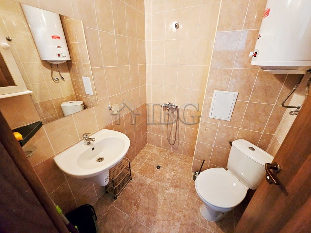 1 Bath, ApartmentFor Sale, Sunny Day 6