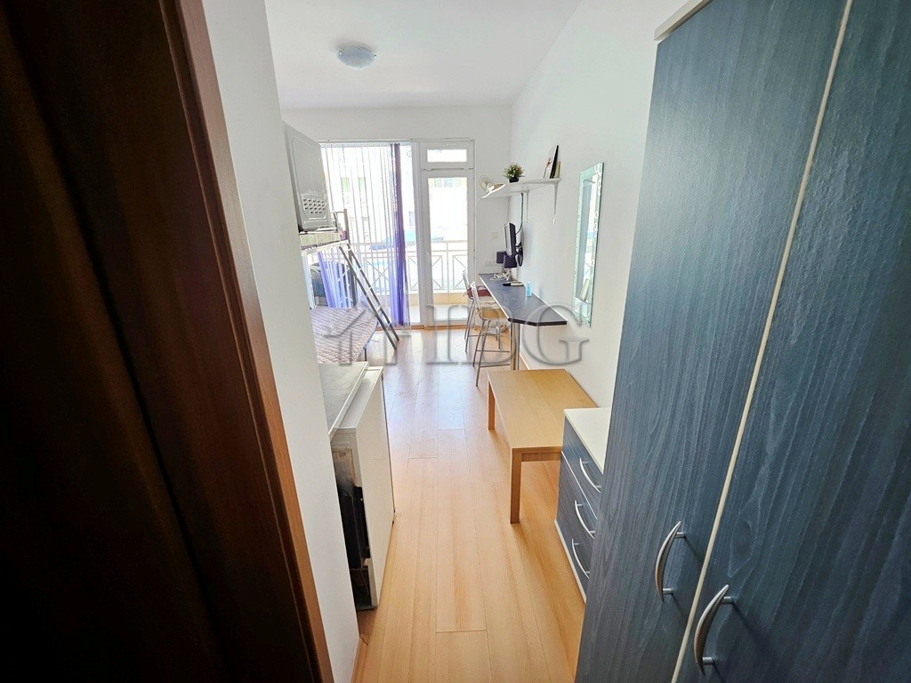 1 Bath, ApartmentFor Sale, Sunny Day 6