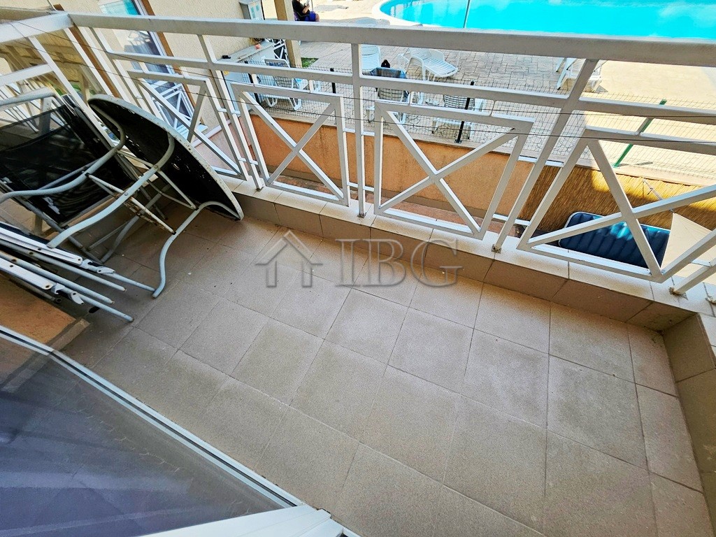 1 Bath, ApartmentFor Sale, Sunny Day 6