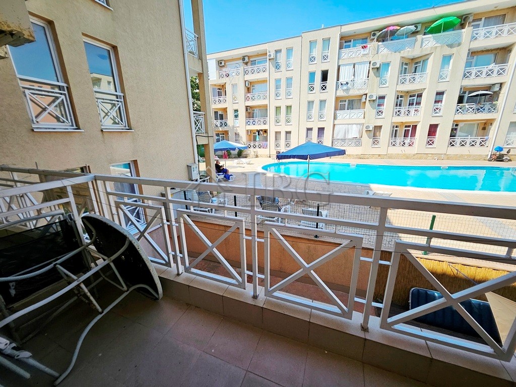 1 Bath, ApartmentFor Sale, Sunny Day 6