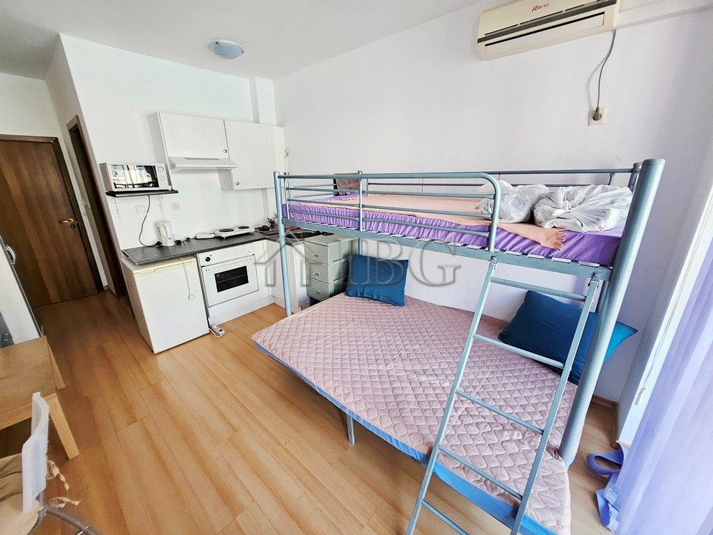 1 Bath, ApartmentFor Sale, Sunny Day 6