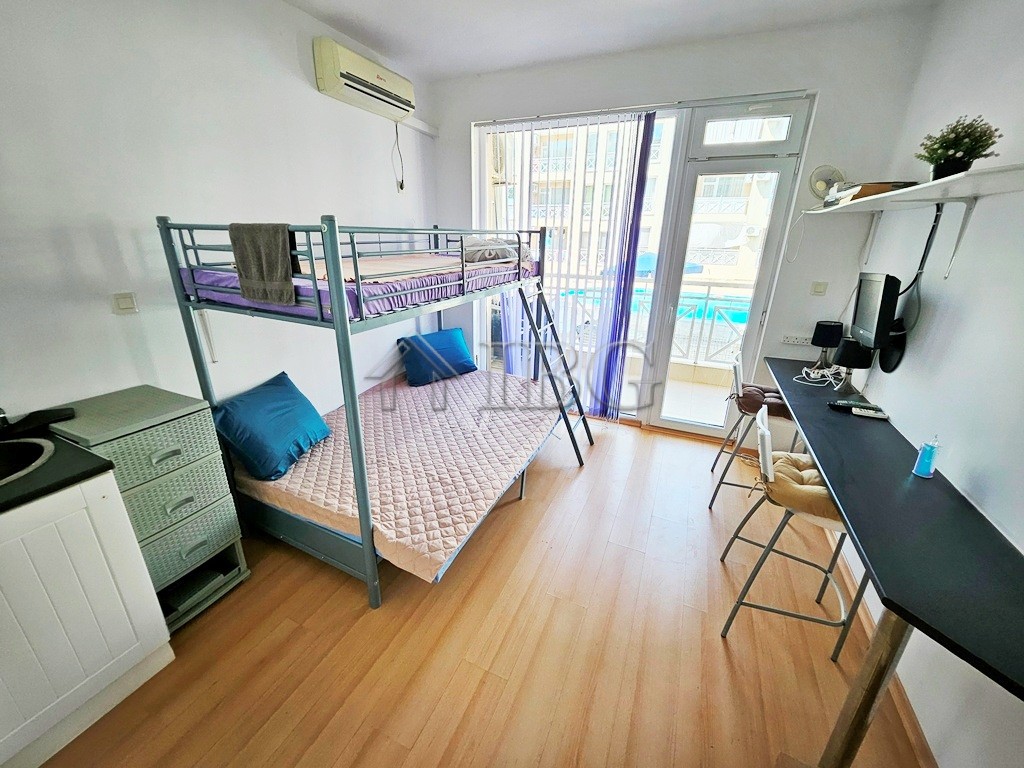 1 Bath, ApartmentFor Sale, Sunny Day 6