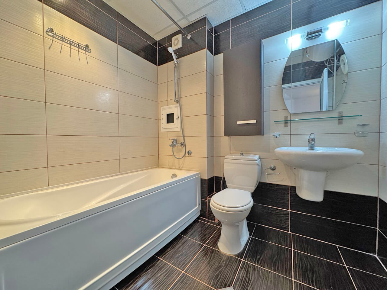 1 Bath, ApartmentFor Sale, St Sofia Apart complex, Sunny Beach