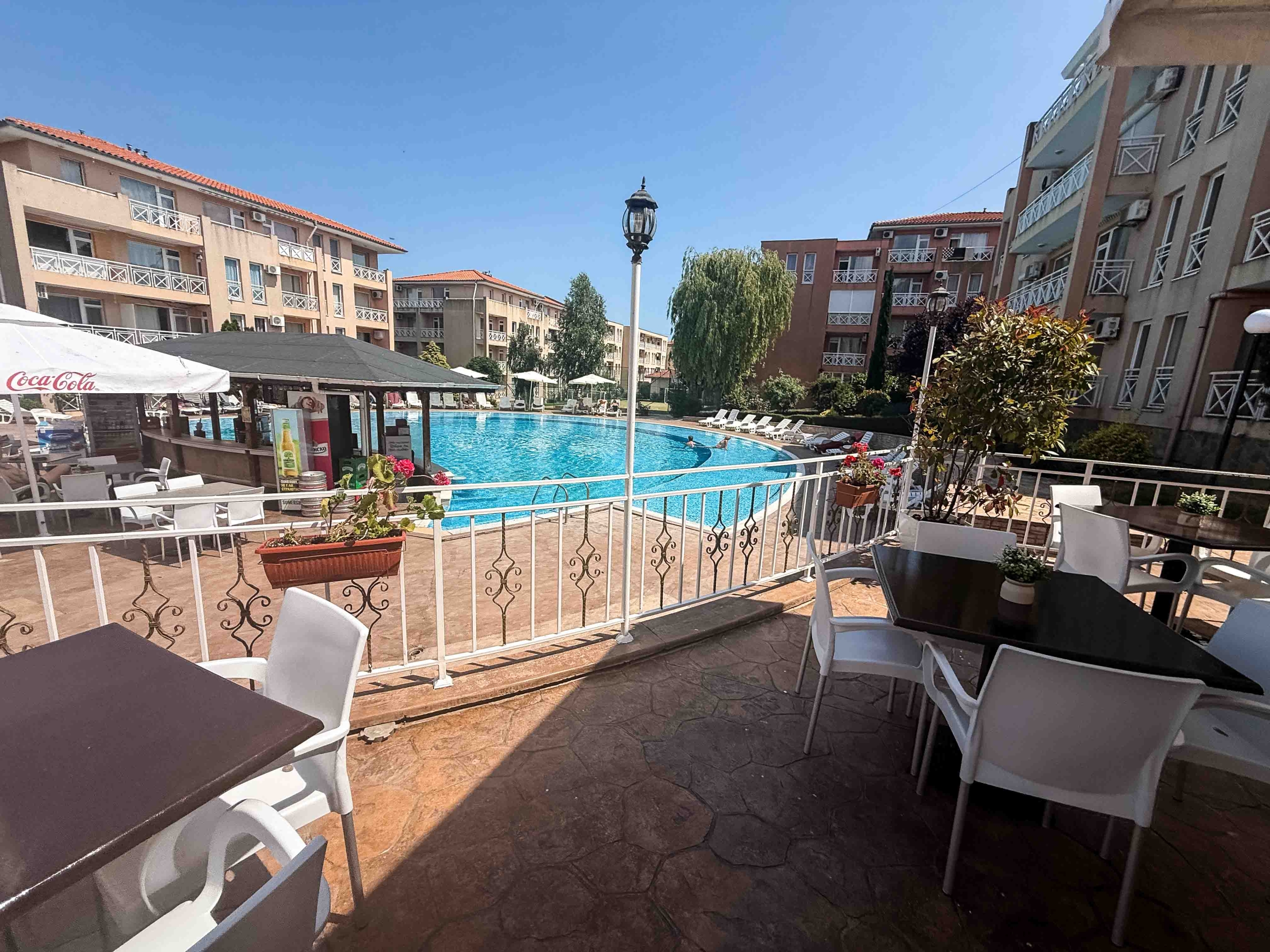 1 Bath, ApartmentFor Sale, Sunny Day 6