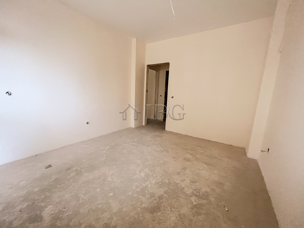 2 Bath, ApartmentFor Sale