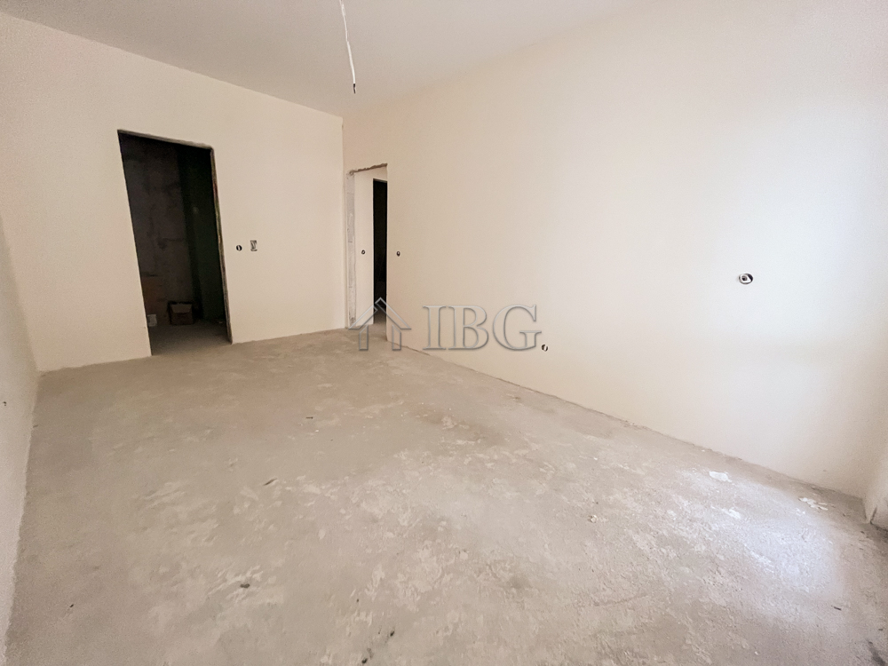 2 Bath, ApartmentFor Sale