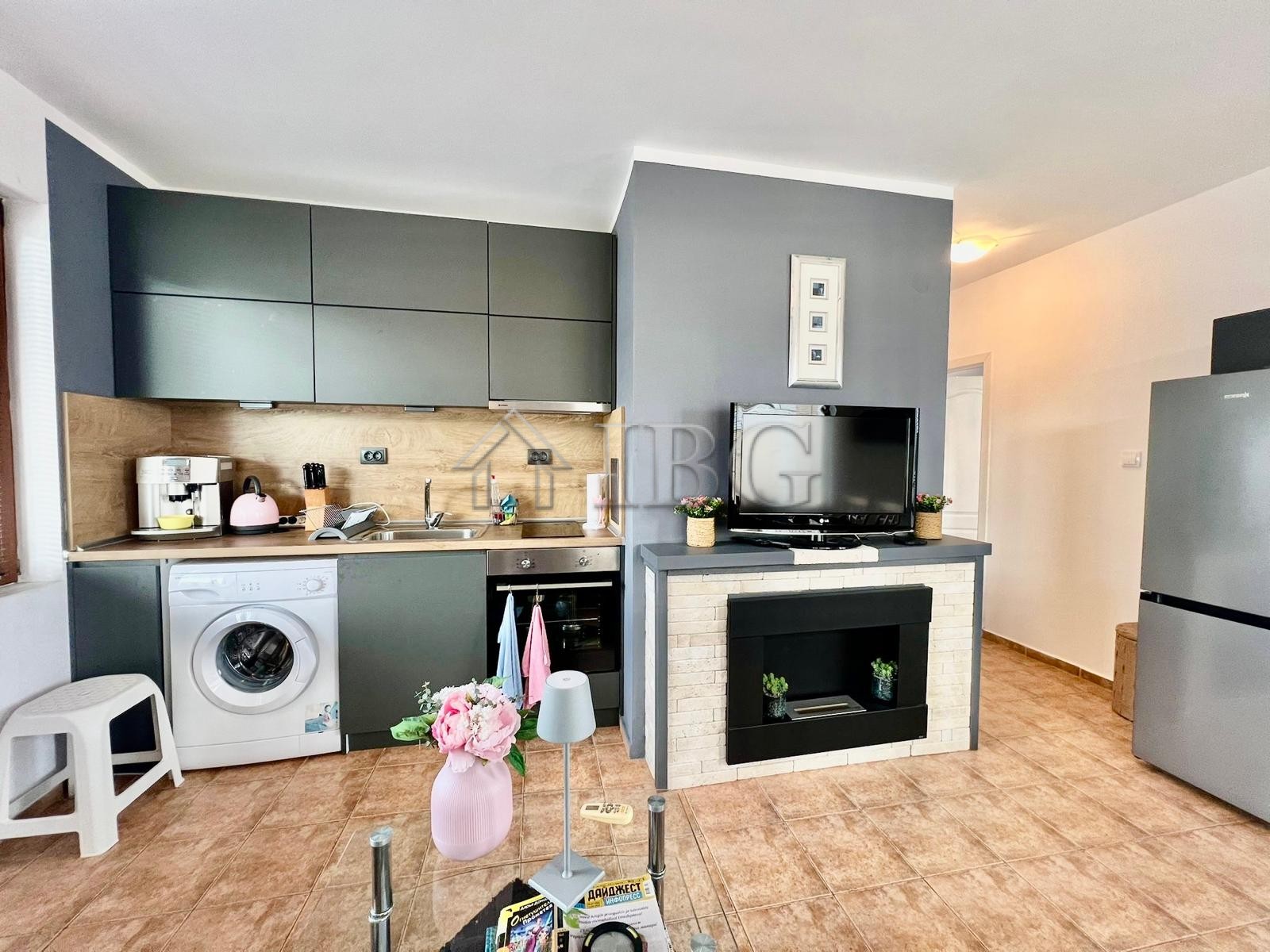 2 Bath, ApartmentFor Sale, Eltrade Apartments in Vista Del Mar, Ulitsa