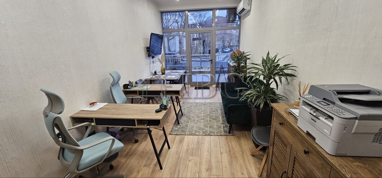 Commercial Property, For Sale