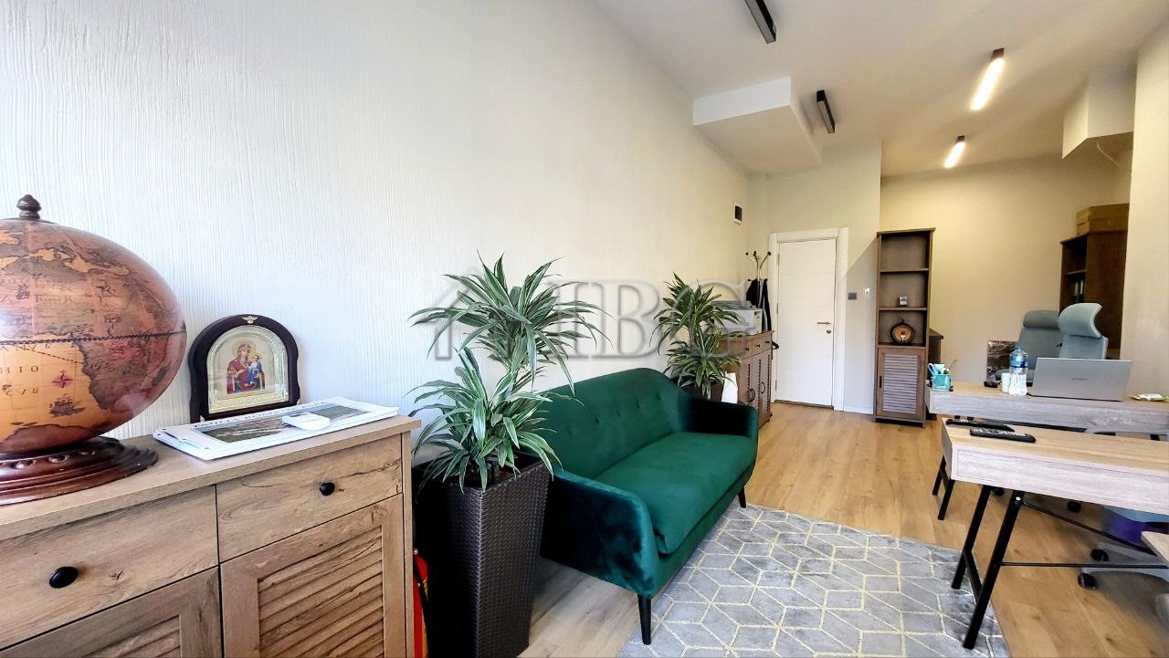 Commercial Property, For Sale