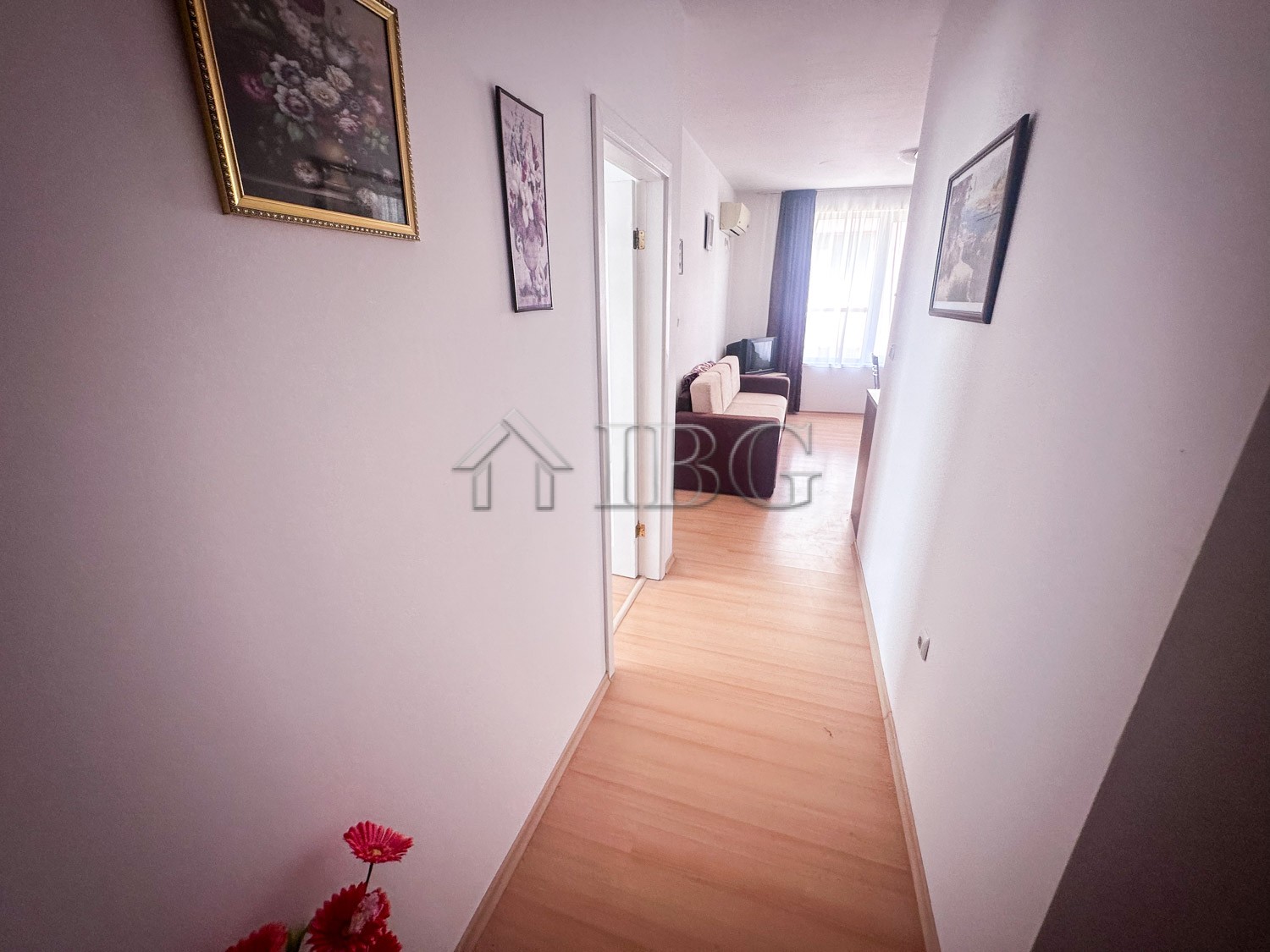 1 Bath, ApartmentFor Sale, Sunny Day 5