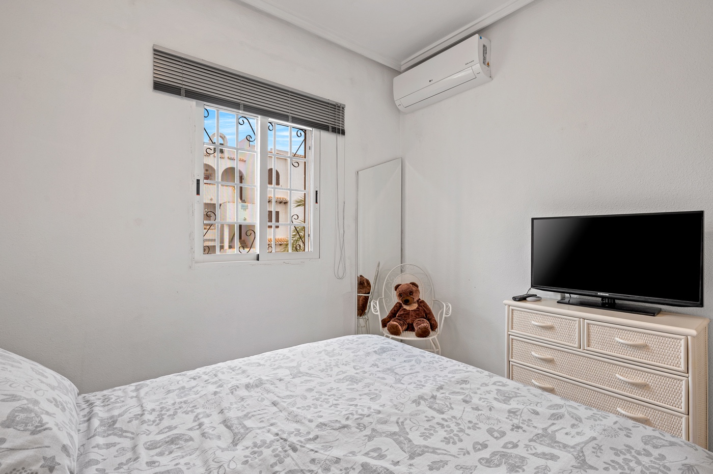2 Bed, 1 Bath, ApartmentFor Sale, Ciudad Quesada - Rojales, Alicante
