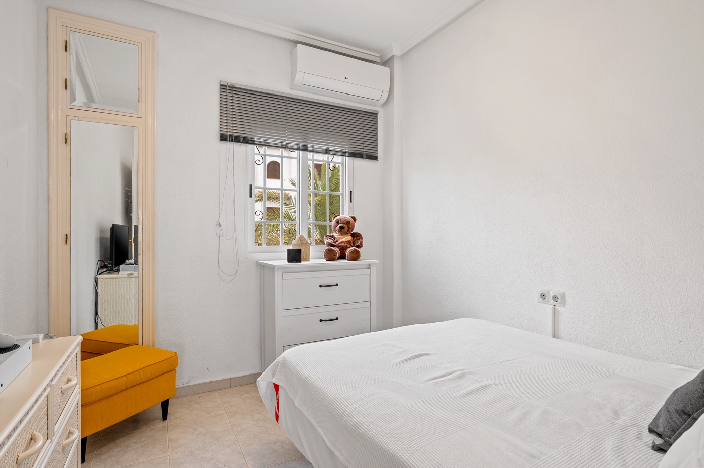 2 Bed, 1 Bath, ApartmentFor Sale, Ciudad Quesada - Rojales, Alicante