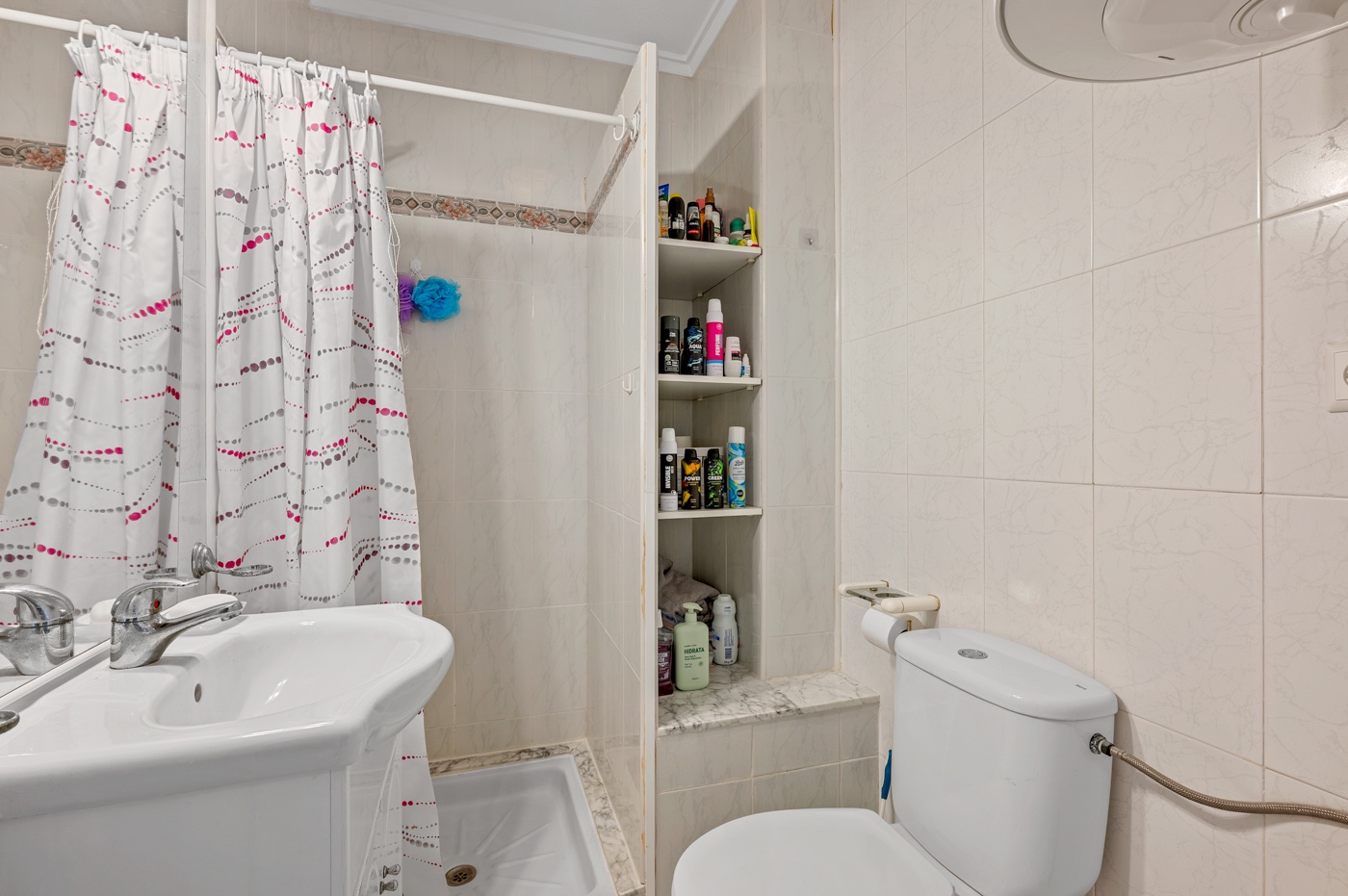 2 Bed, 1 Bath, ApartmentFor Sale, Ciudad Quesada - Rojales, Alicante