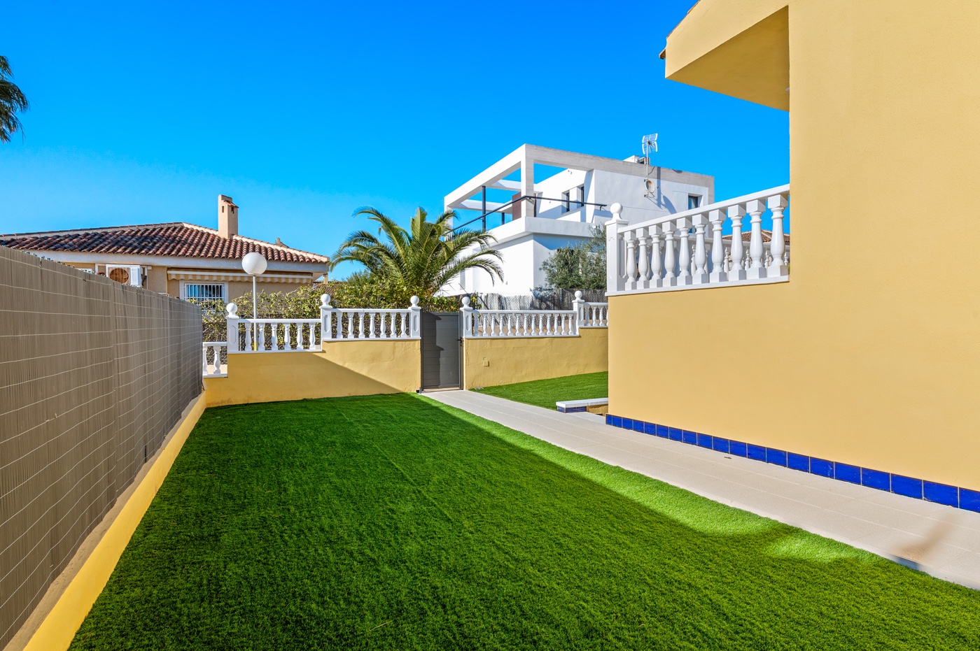 3 Bed, 2 Bath, HouseFor Sale, Benimar, Alicante