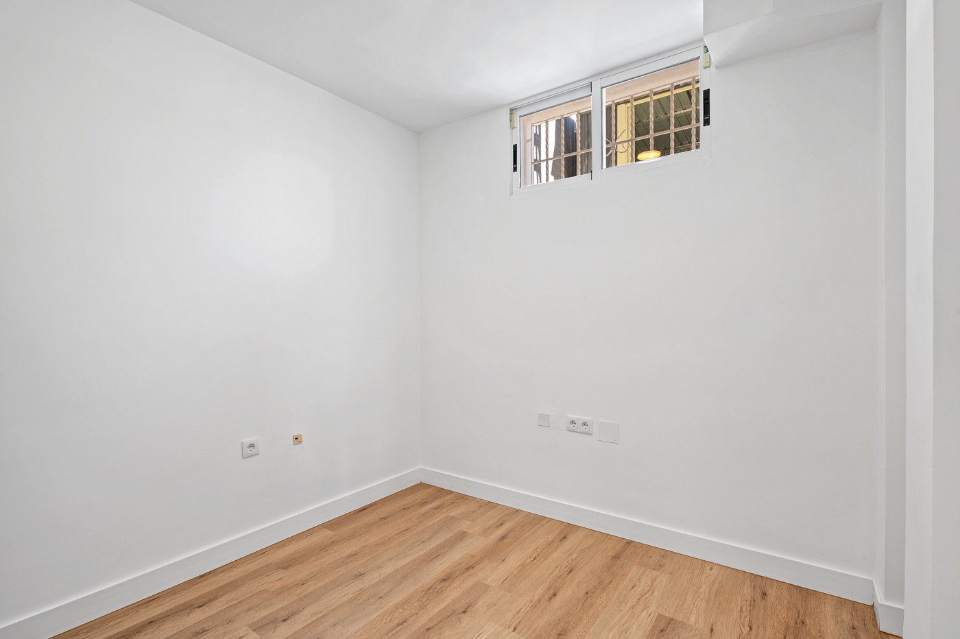 3 Bed, 2 Bath, HouseFor Sale, Benimar, Alicante