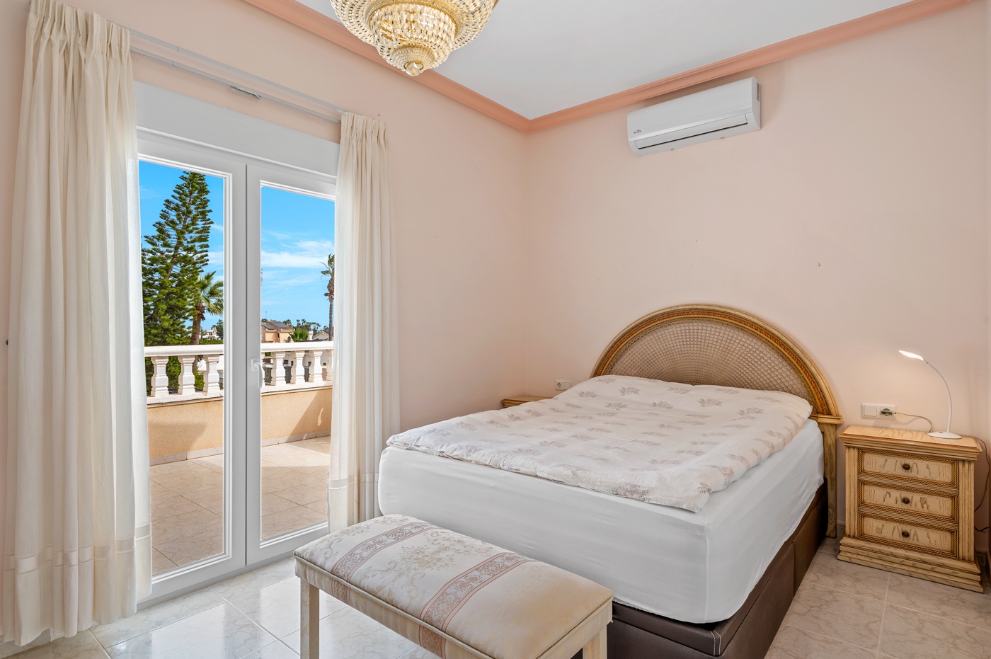 4 Bed, 6 Bath, HouseFor Sale, Ciudad Quesada - Rojales, Alicante