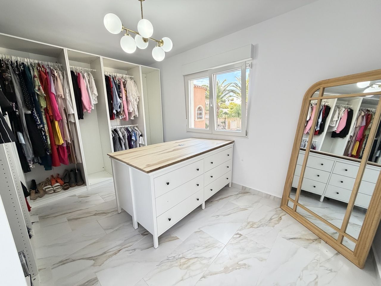 5 Bed, 2 Bath, HouseFor Sale, Orihuela Costa, Alicante