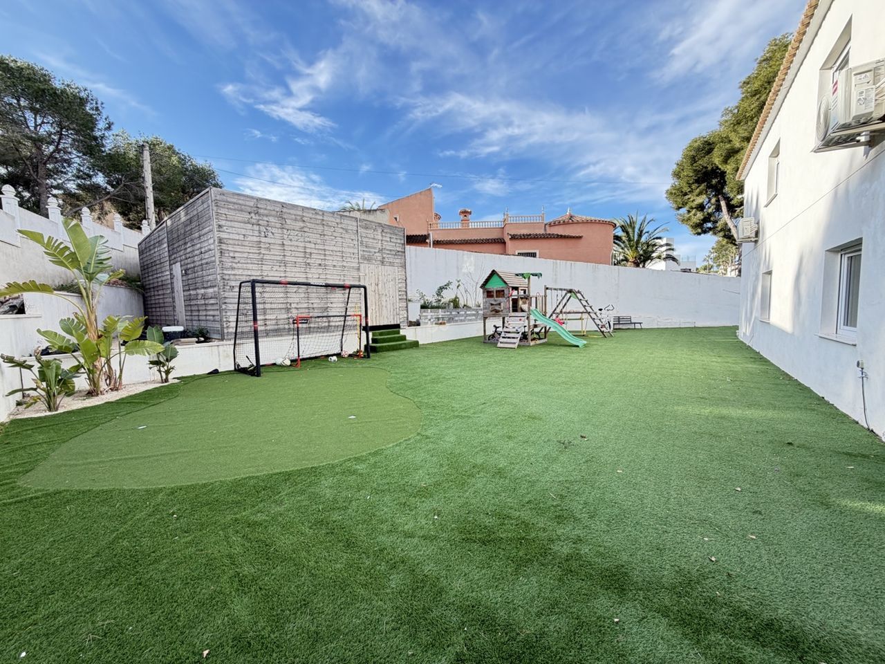 5 Bed, 2 Bath, HouseFor Sale, Orihuela Costa, Alicante