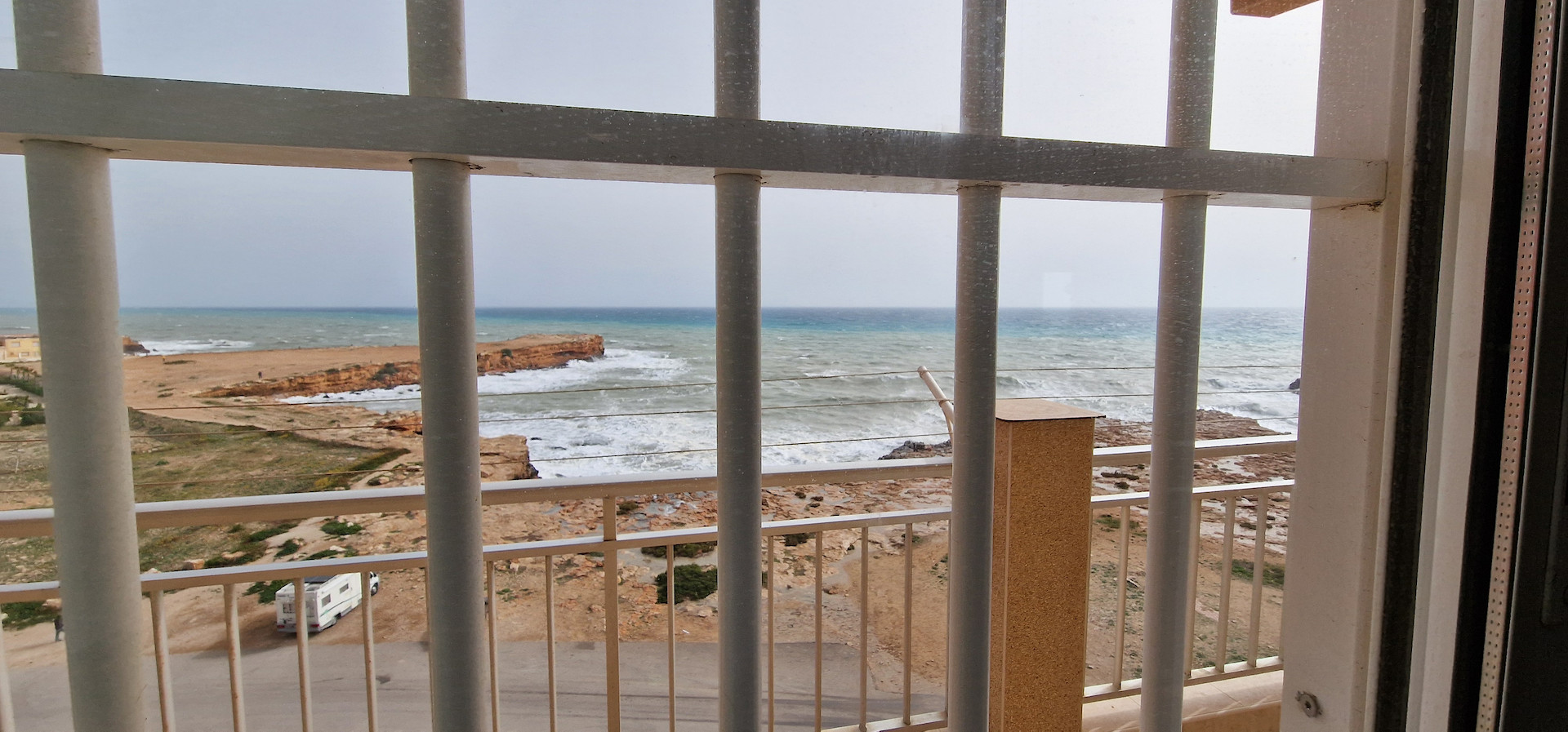 2 Bed, 1 Bath, ApartmentFor Sale, Torrevieja, Alicante