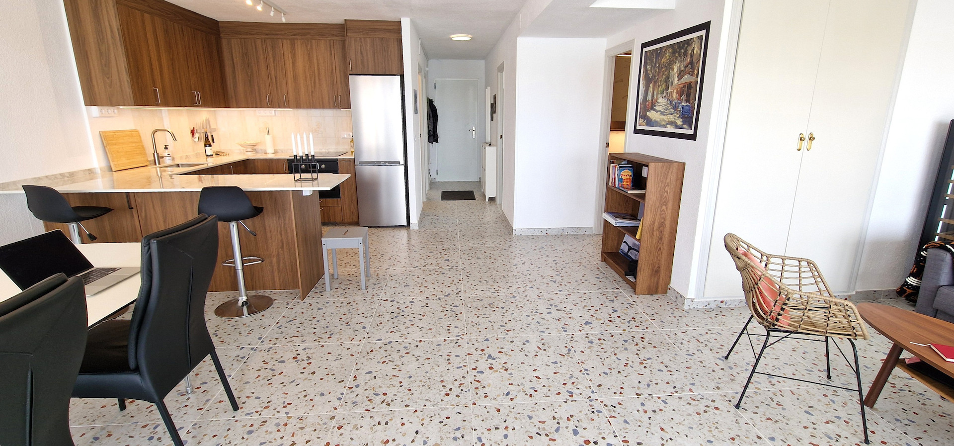 2 Bed, 1 Bath, ApartmentFor Sale, Torrevieja, Alicante
