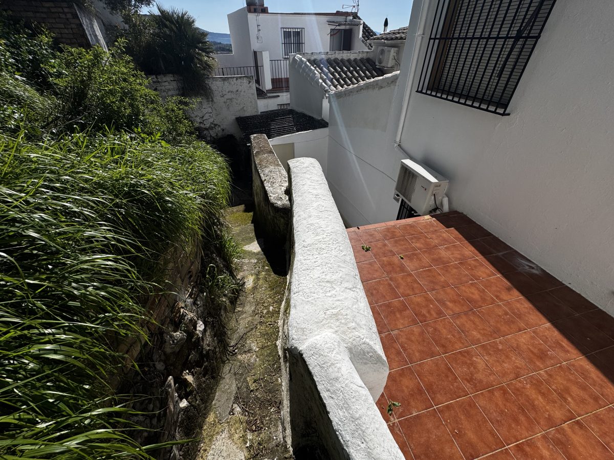 3 Bed, 1 Bath, HouseFor Sale, Olvera, Andalucia