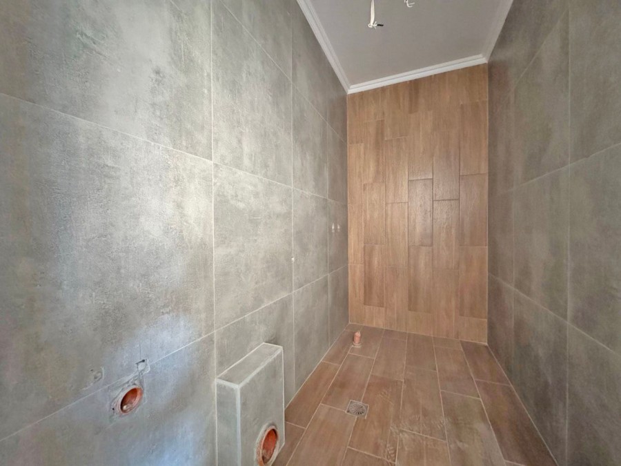 1 Bed, 1 Bath, ApartmentFor Sale, KosharItsa